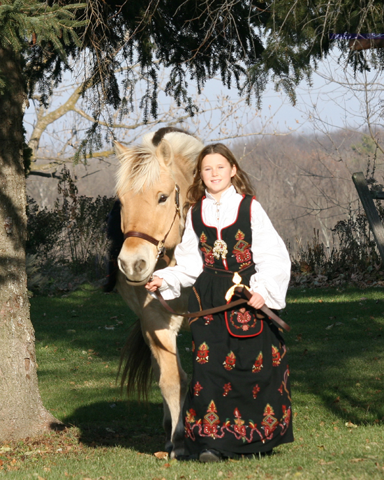 Fjord Horse&girl (fjordhorses